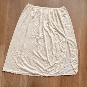Vintage Shadowline Half Slip Womens XL 26” Ivory Nylon Lace Hem Skirt Slip